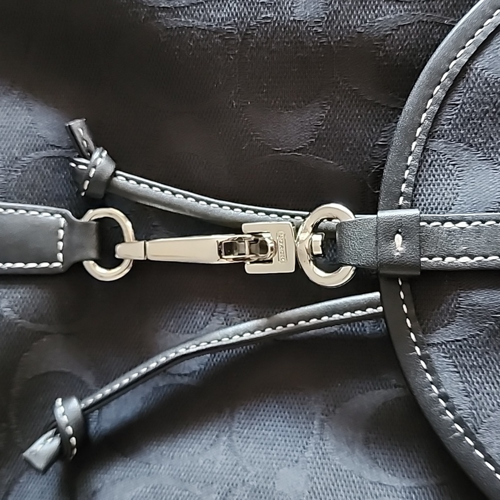 Vintage Signature Black Coach Small Backpack Purse - Picture 7 of 8